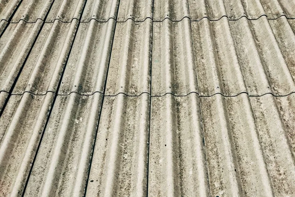 In die Dachfläche integrierte Indach-Photovoltaik