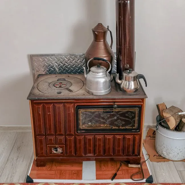 Wärmepumpe im Keller eines Einfamilienhauses